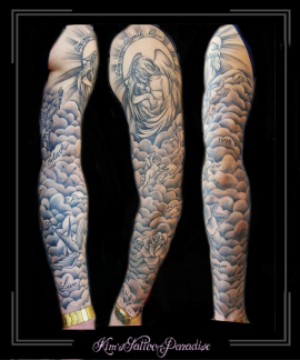 sleeve wolkjes wolken tekst datum aura stralen engel maria