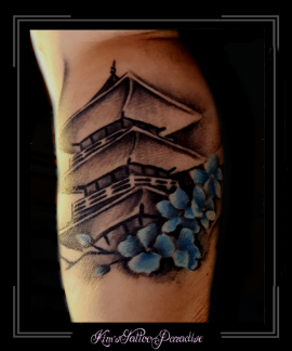 tempel bloesem onderarm japans