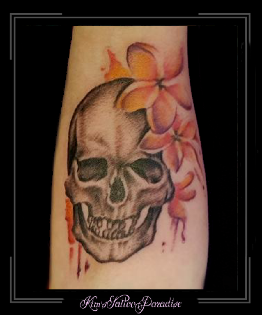 skull schedel bloemen onderarm watercolor